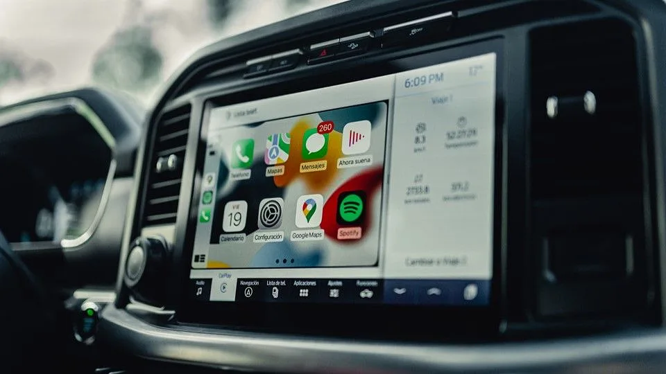 SYNC® 4 compatible con Apple CarPlay® & Android Auto®​ ​