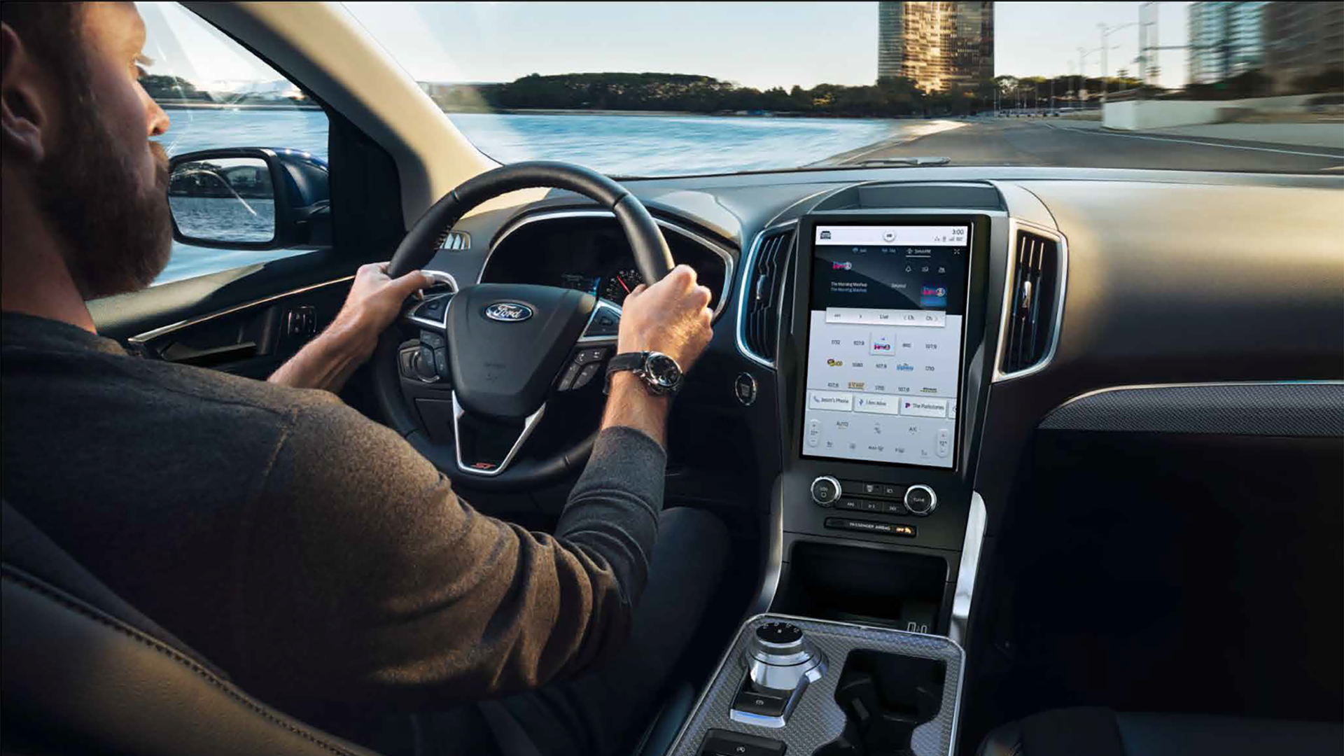 SYNC® 4A - Entretenimiento